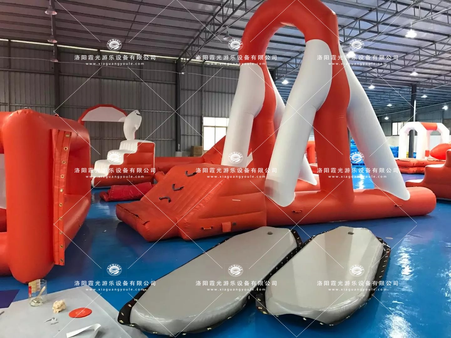 华南热作学院水上闯关道具
